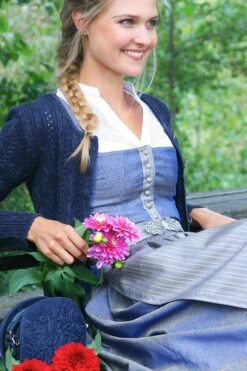 Midi Dirndl 70 Cm Blau Grau Verena 008497 -Modegeschäft lieblingsgwand midi dirndl 70cm blau grau verena 008497 2 1200x1200