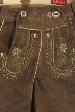 Damen Lederhose Kurz Coffee Rosi 120536 -Modegeschäft moser trachten damen lederhose kurz coffee rosi 120536 1573046193790d 1200x1200