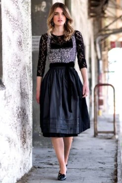 Midi Dirndl 70cm Schwarz Gemustert Stretch Chloe 011800 15 Midi Dirndl 70cm Schwarz Gemustert Stretch Chloe 011800 -Modegeschäft wenger midi dirndl 70cm schwarz gemustert stretch chloe 011800 7 1200x1200